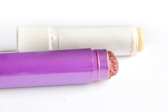 Pintalabios granate y cacao